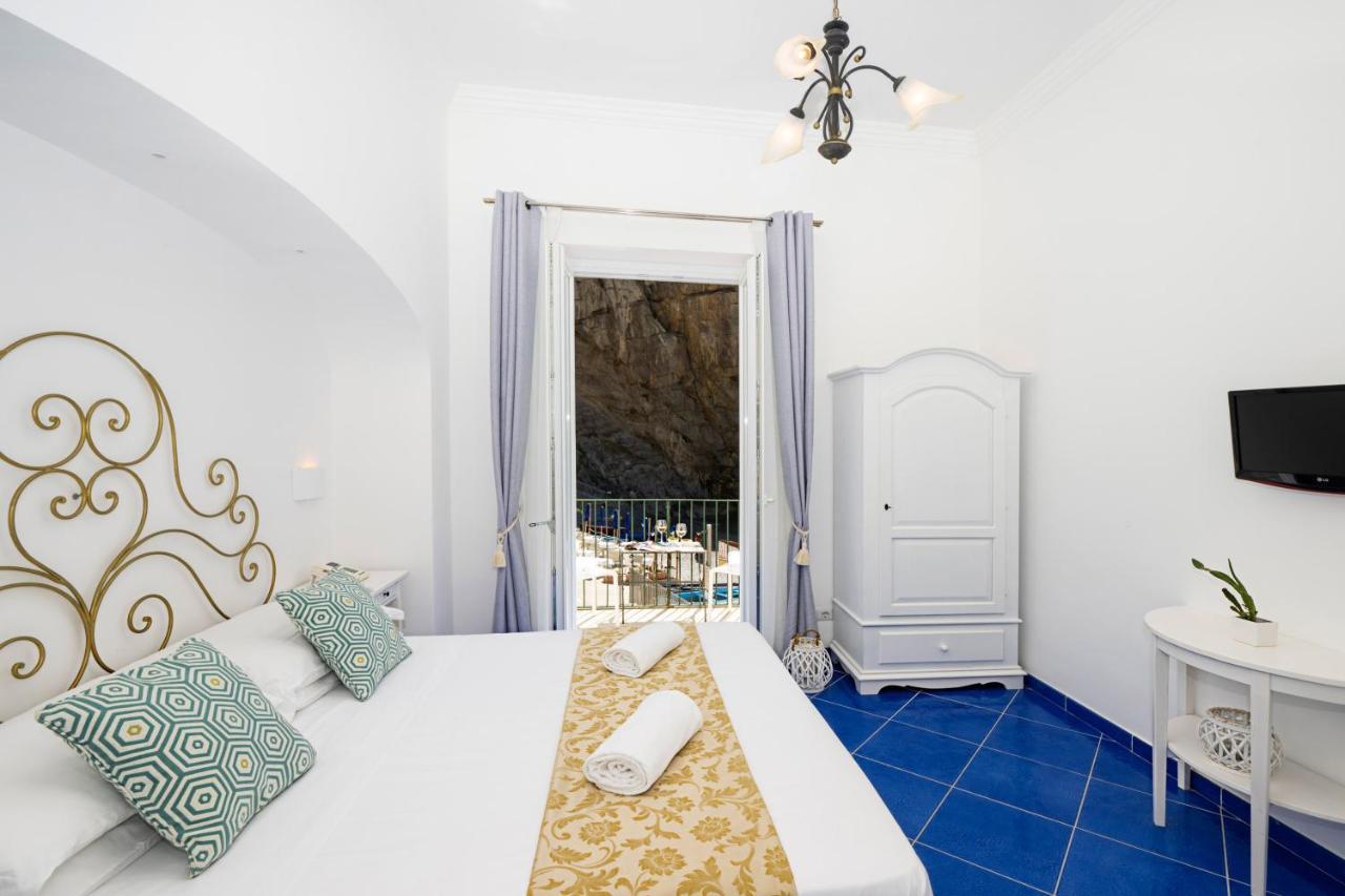 Hotel Alfonso A Mare Праяно Экстерьер фото