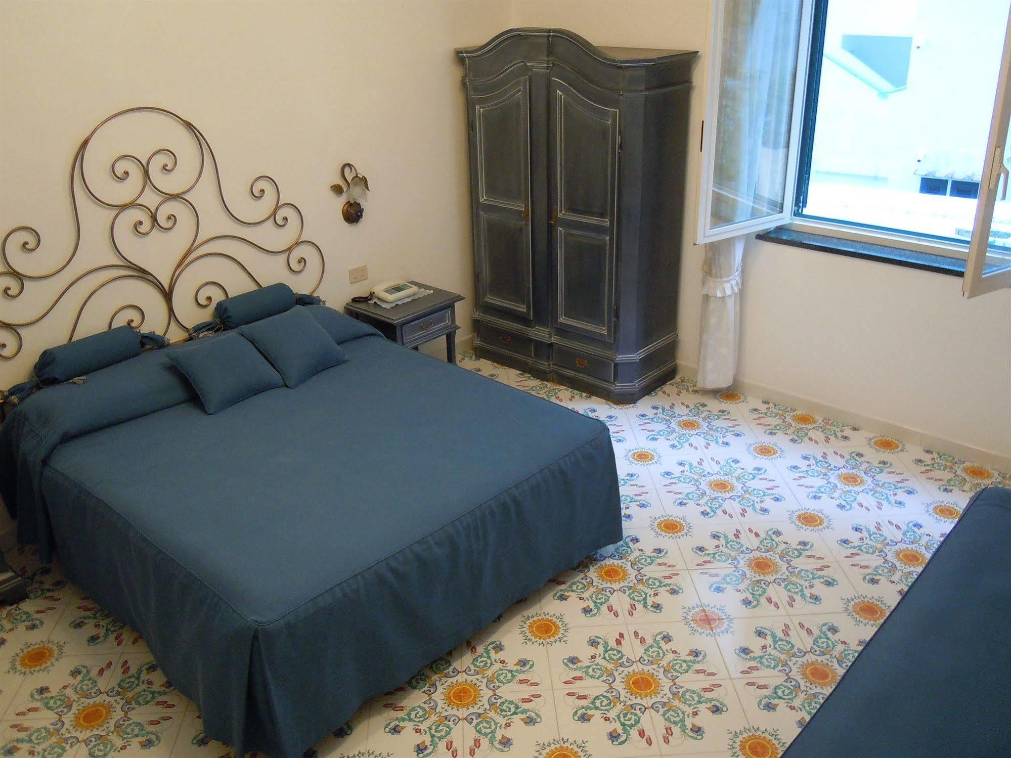Hotel Alfonso A Mare Праяно Экстерьер фото